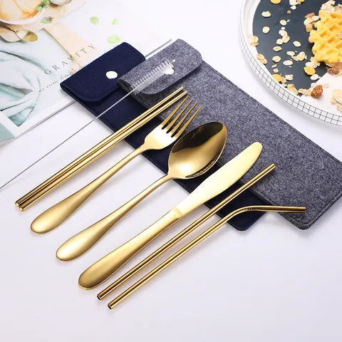 304 Edelstahl Tragbares Besteckset Mit Filz Reiseetui Wiederverwendbares Messer Gabel Löffel Essstäbchen Strohhalm Bürste Kit Für Outdoor Camping Reisen Büro Picknick Spiegelpoliert Besteck-Set