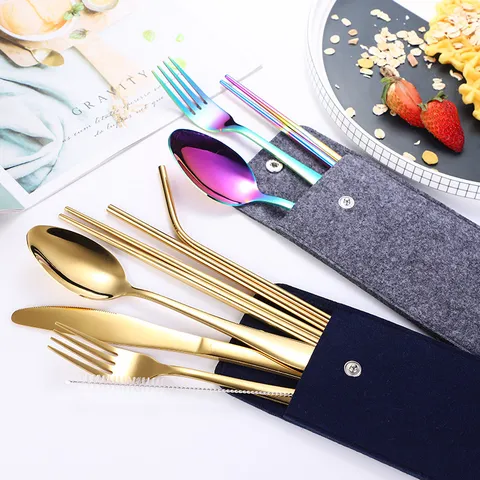 304 Edelstahl Tragbares Besteckset Mit Filz Reiseetui Wiederverwendbares Messer Gabel Löffel Essstäbchen Strohhalm Bürste Kit Für Outdoor Camping Reisen Büro Picknick Spiegelpoliert Besteck-Set