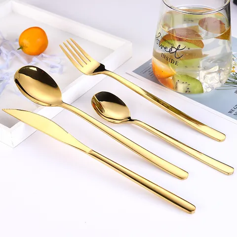 Set di Posate in Stile Coreano in Acciaio Inossidabile 304 Placcato Oro al Titanio Coltello da Bistecca Forchetta Cucchiaio Lucidato a Specchio per Casa