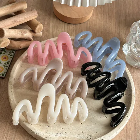 Womens Plastic Hair Claw Wave Shark Clip Dopamine Color Non Slip Hair Styling Accessories For Daily Wear