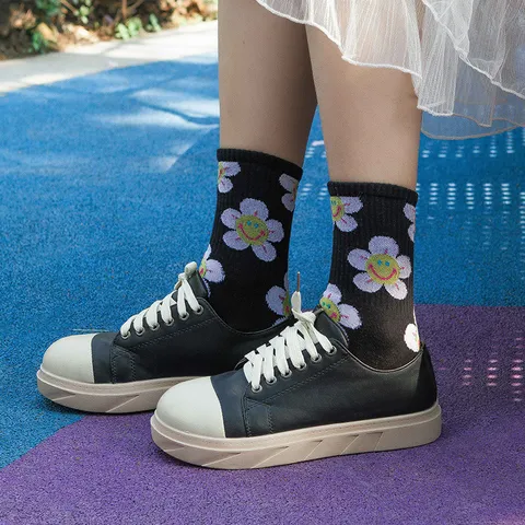 Dames Gekamd Katoen Halfhoge Sokken Cartoon Zonnebloem Lachend Gezicht Jacquard Casual Ademende Sokken Multi Kleur Katoenen Sokken