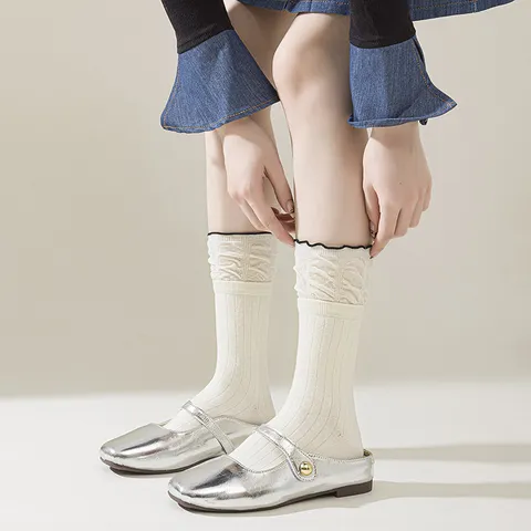 Damen Süße Polka Dot Rüschenkante Crew Socken Baumwolle Lolita Süß Japanischer Stil Lässig Alltag Mode Strumpfwaren