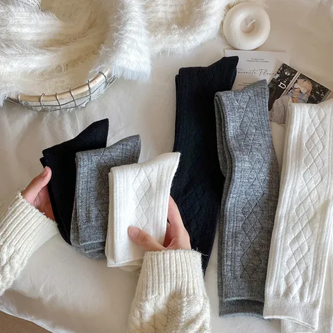 Japanischer Stil Wolle Overknee Socken Für Damen Einfarbig Argyle Zopfmuster Oberschenkelhohe Lange Winterstrümpfe