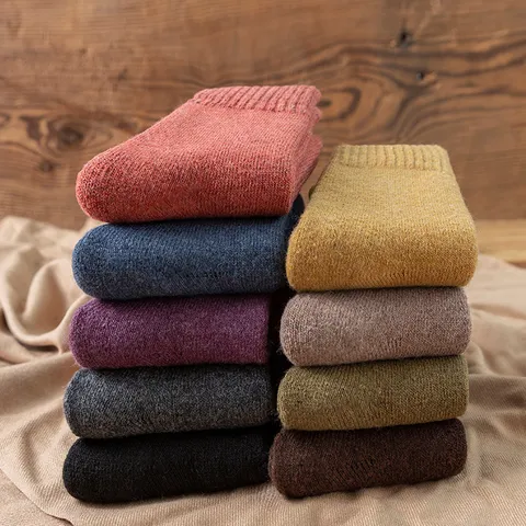 Women's Casual Thick Wool Blend Thermal Mid-Calf Socks Solid Color Winter Warm Terry Cotton Socks For Cold Weather Outdoor