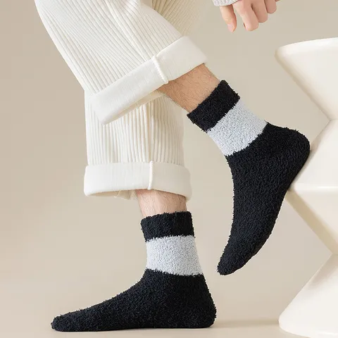 Herren Winter Warm Korallenfleece Socken Dick Flauschig Mittelhohe Bodensocken Gestreift Farbblock Heim Schlaf Thermosocken
