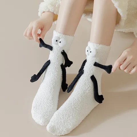 Calcetines de Suelo de Felpa de Dibujos Animados Lindos para Mujer Calcetines de Dormir de Invierno Cálidos y Engrosados con Diseño de Muñeca 3D