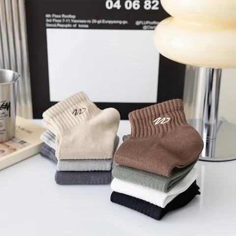 Herren Baumwoll Füßlinge Minimalistisch Buchstabe W Bestickt Einfarbig Atmungsaktiv Niedrig Geschnitten Sport Casual Socken