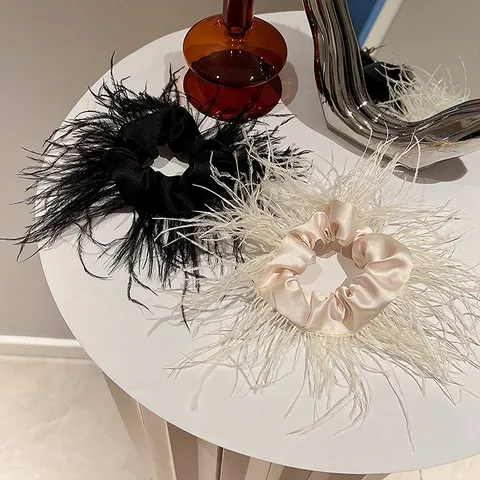 Elegant Ostrich Feather Fabric Scrunchie Hair Tie Minimalist Satin Soft Hair Rope Fashion Hair Claw Clip Daily Headwear Accessories For Women
