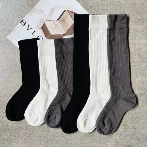 Japanischer Stil Einfarbig Gerippte Stricksocken Für Damen Basic Baumwolle Wadenlang Hochelastisch Casual Uniform Kleid Socken