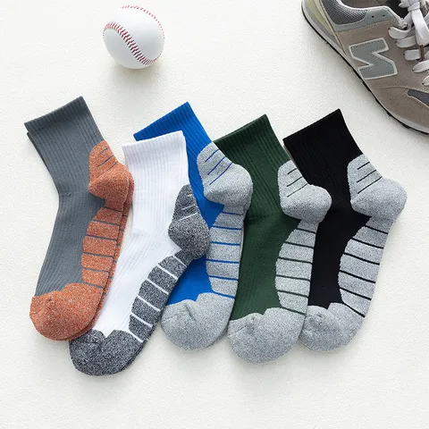 Men Basketball Socks Running Sports Socks Thickened Towel Bottom Mid Tube Deodorant Sweat Absorbent Elite Performance Socks