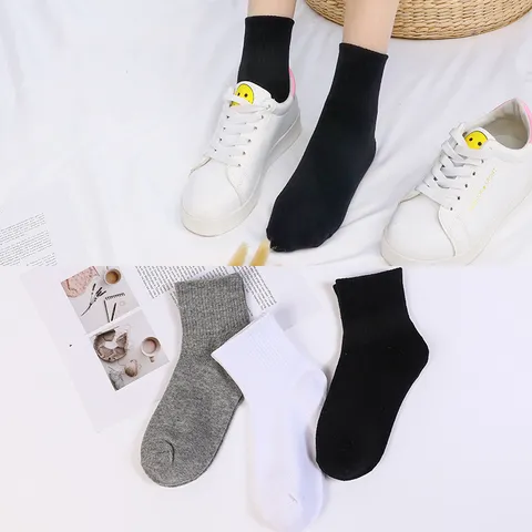 Chaussettes Décontractées en Coton Coupe Basse pour Couples Couleur Unie Respirant Absorbant la Transpiration Unisex Chaussettes de Sport