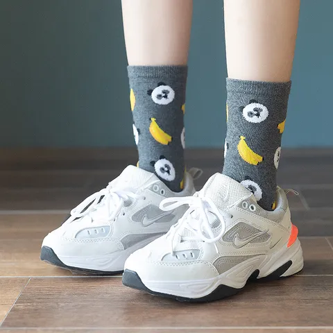 Women Cute Cotton Mid-Calf Socks Casual Cartoon Animal Fruit Pattern Printed Breathable Sweat-Absorbent Crew Socks For Girls Everyday Wear