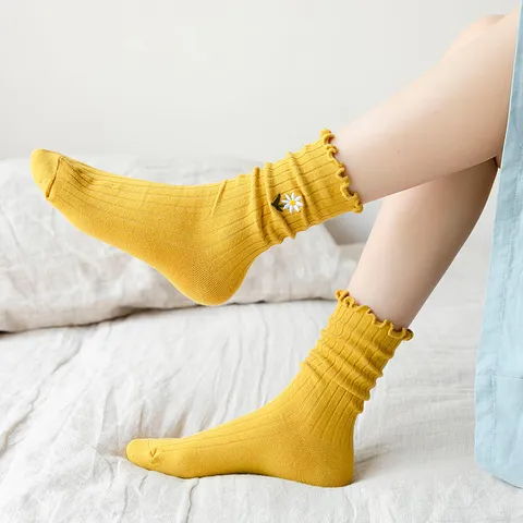 Japanischer Stil Baumwolle Bestickt Blume Socken Für Damen Süß Volantkante Rippstrick Wadenlang Socken Täglich Accessoire