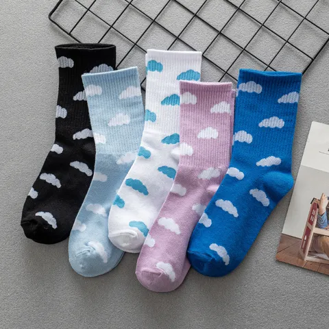 Fresh Cloud Pattern Cotton Mid-Calf Socks For Men Women Casual Athletic Skateboard Streetwear Crew Socks Everyday Comfortable Hosiery