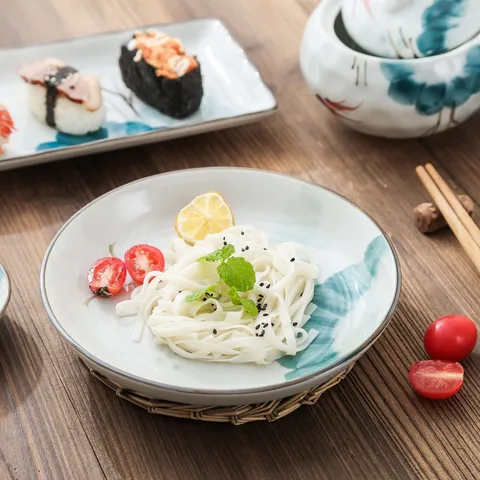 Vaisselle en Céramique Peinte à la Main Feuille de Lotus et Poisson Rouge Porcelaine Sous Glaçure Bol à Soupe Bol de Riz Assiette Service de Table