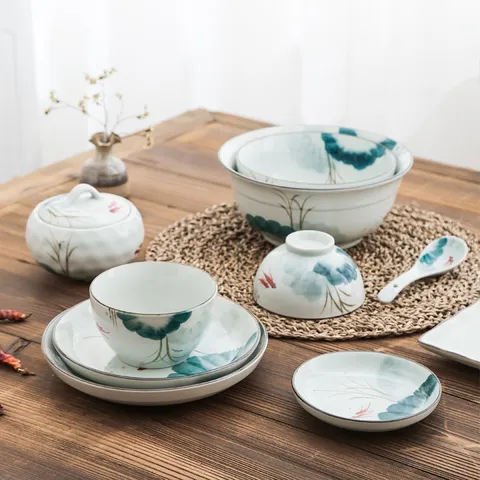 Vaisselle en Céramique Peinte à la Main Feuille de Lotus et Poisson Rouge Porcelaine Sous Glaçure Bol à Soupe Bol de Riz Assiette Service de Table