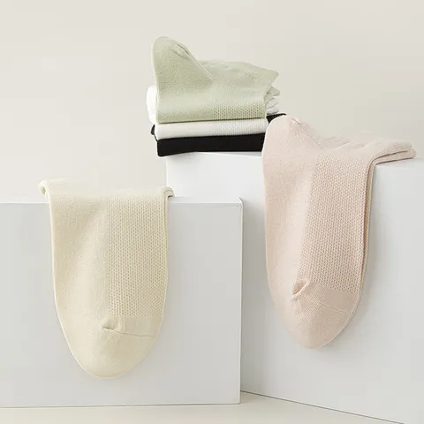 Chaussettes Courtes d'Été Fines en Pur Coton 100% Respirantes en Maille Couleurs Bonbon Chaussettes de Bateau Confortables