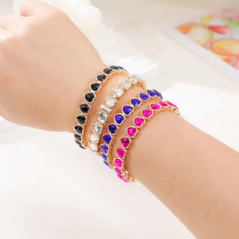Bohemian Alloy Colorful Rhinestone Heart Stretch Bracelet For Women Vintage Gold Plated Artificial Pearl Elastic Beaded Bracelet Hand Jewelry Gift