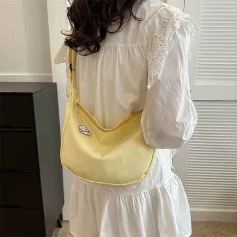 Minimalistische Gewebte Waffel Dumpling Tasche Für Damen Große Kapazität Lässige Schulter Umhängetasche Mode Einfarbige Handtasche