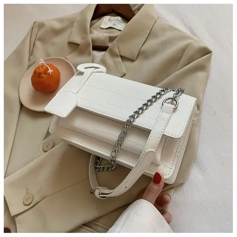 Damen Casual PU Leder Umhängetasche Mode Geprägte Buchstaben Schultasche Mit Kettenriemen Minimalistische Tasche