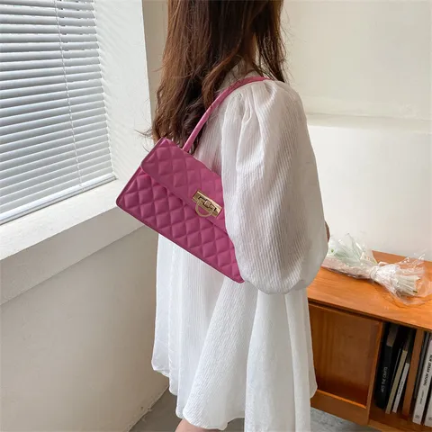 Damen Mode Gesteppte Achseltasche PU Leder Schick Metall Schloss Baguette Umhängetasche Lässige Tägliche Handtasche