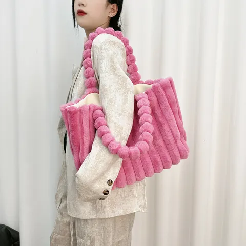 Damen Große Kapazität Tote Bag Mode Lässige Umhängetasche Weiche Plüsch Pendler Handtasche Winter Flauschige Tasche