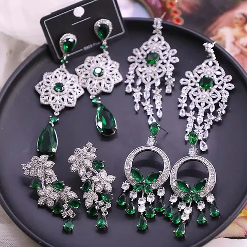 Luxus Smaragdgrün Zirkonia Schmetterling Blumen Wassertropfen Quasten Ohrstecker Für Damen Schwere Arbeit Vintage Gold Silber Ohrringe