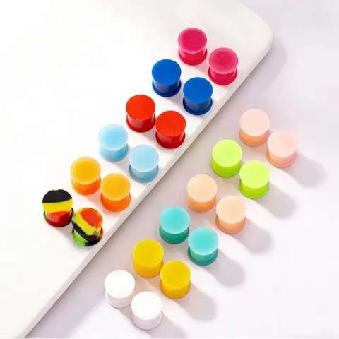 Minimalist Solid Silicone Ear Gauges Plugs Unisex Body Piercing Jewelry Comfortable Flesh Tunnels Ear Expanders Decor