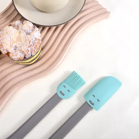 Moderne Minimalistisch Silikon Backwerkzeug Set Vertikal Süß Cartoon Smiley Gesicht Creme Spatel Butterschaber Und Küche Ölpinsel Stück Für Kuchen Dessert Babykost Kochen