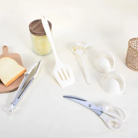 Set di Utensili da Cucina in Silicone e Acciaio Inossidabile Moderno Minimalista Resistente al Calore Antiaderente Spatola Pinza per Alimenti Pennello per Olio Forbici Guanti da Forno per Casa Campeggio