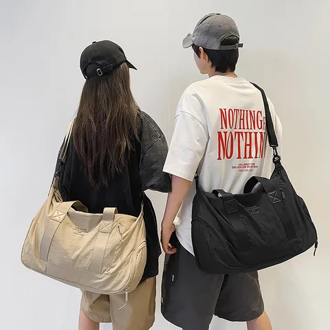 Waterproof Nylon Travel Duffel Bag Large Capacity Sports Gym Bag Lightweight Handbag Weekend Overnight Bag For Unisex