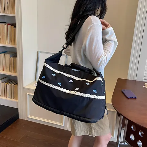 Grande Borsa da Viaggio Borsa da Palestra Impermeabile Con Separazione Bagnato Asciutto Fiocco Ricamo Pizzo Borsa Weekender Casual per Donne