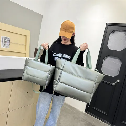 Large Capacity Waterproof Gym Bag Dry Wet Separation Travel Duffel Bag Sports Swimming Yoga Handbag Shoulder Bag