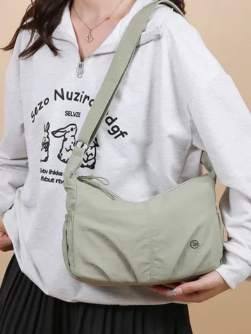 Sac Bandoulière Décontracté pour Femmes en Nylon Imperméable Grande Capacité Sac à Épaule Multi Poche Voyage Navette Carré Messenger