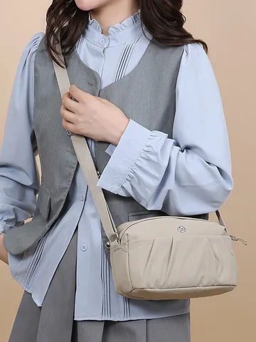 Sac Bandoulière en Nylon pour Femme Couleur Unie Plissé Sac Épaule Polyvalent Quotidien Décontracté Navette Petit Sac Carré Messager