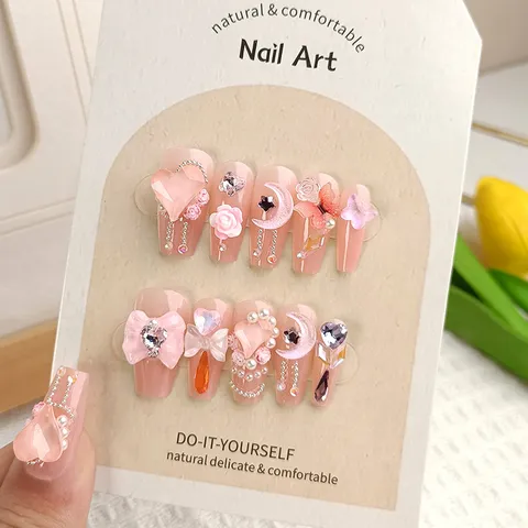 Faux Ongles à Presser Roses Transparents Nœud 3D Décoration Cœur Strass Perle Artificielle Ongles Ballerine Pour Femmes Manucure Fête