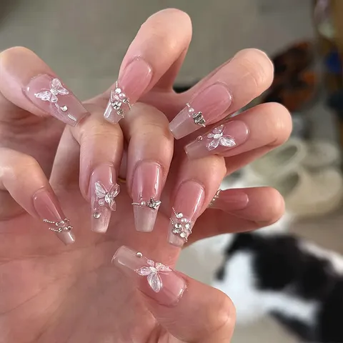 Dulce Rosa Ojo De Gato Uñas Postizas A Presión Con Mariposa 3D Strass Hecho A Mano Uñas Para Mujeres Fiesta Decoración Diaria
