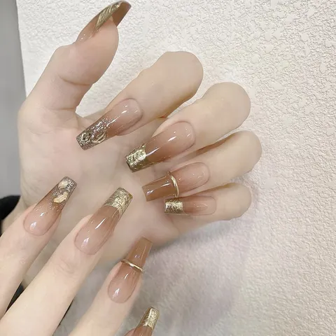 Handgefertigt Langer Sarg-Typ Nagel-Tips zum Aufpressen Minimalistisch Brauner Kaffee Farbverlauf Falsche Nägel Chrom-Puder Goldfolie Strass Kunstnägel Für Damen