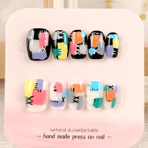 Handmade Press On Nails Sweet Cool Multicolor Splicing Geometric Graffiti Stitch Design Short Trapezoid Artificial False Nails Art For Women
