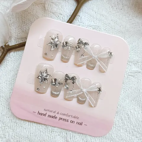 Uñas Postizas a Presión de Ojo de Gato Hechas a Mano 10 Piezas Copo de Nieve Strass Set Con Lazo Estilo Dulce Uñas de Gel Mujer