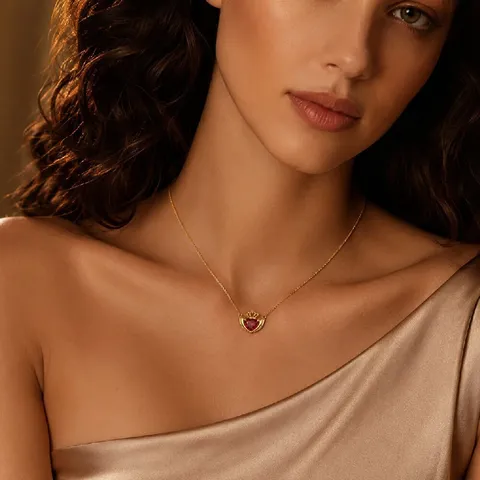 Collana Claddagh Corona Cuore per Donna Rame Zirconia Rossa Mani Che Tengono Il Cuore Ciondolo Gioielli di Moda Regalo