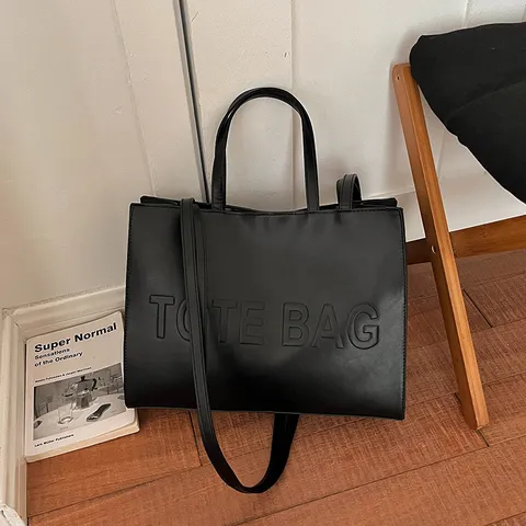 Γυναικεία Τσάντα Tote από Δέρμα PU Μεγάλης Χωρητικότητας Ρετρό Στυλ Τσάντα Ώμου Μόδα Handbag Με Ανάγλυφα Γράμματα Μονόχρωμο Σχέδιο