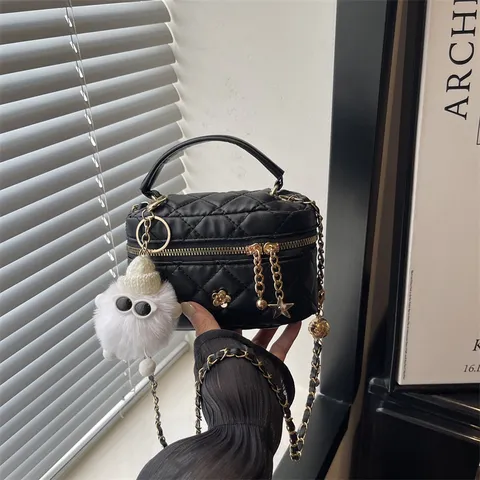 Moda Mujer Acolchado Cuero de PU Bolso Bandolera Cadena Pequeño Diseño de Nicho Bolso Cubo Con Colgante Lindo