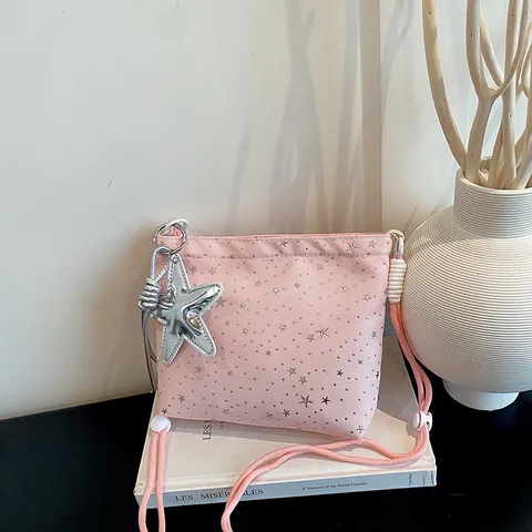 Doux Sac en Toile Motif Étoiles Élégant Sac Bandoulière Femmes Avec Pendentif Étoile Petit Sac Fourre-Tout Cordon pour Quotidien