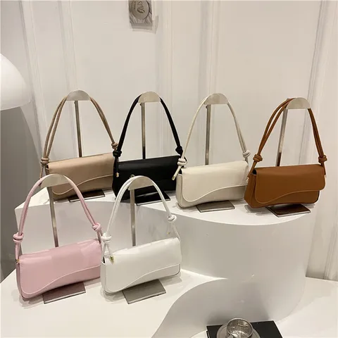 Damen Mode PU Leder Umhängetasche Casual Einfarbig Klappe Unterarm Tasche Schick Pendler Tägliche Handtasche