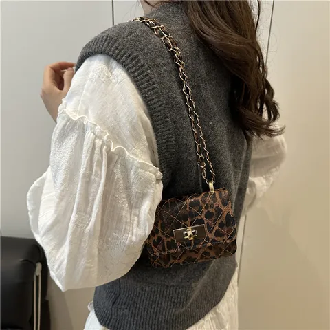 Leopard Print Quilted Mini Shoulder Bag PU Leather Luxury Fashion Designer Style Chain Crossbody Bag For Women Daily Handbag