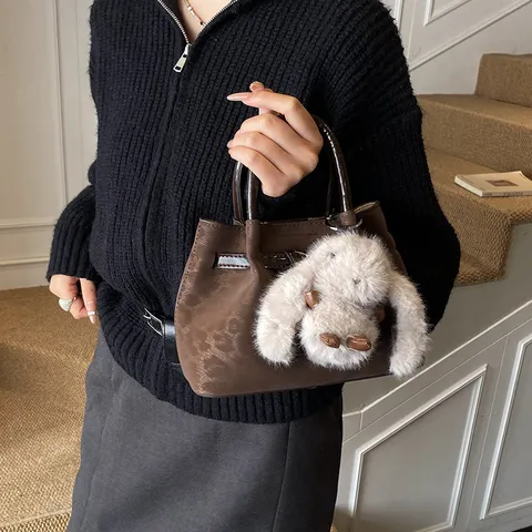 Retro Leopardenmuster Beuteltasche Damen PU-Leder Handtasche Lässige Vielseitige Umhängetasche Mit Plüsch Kaninchen Anhänger