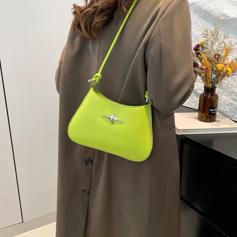Bolso de Axila de Cuero PU de Moda para Mujer Bolso de Hombro con Decoración de Estrella Bolso de Mano Casual Color Sólido