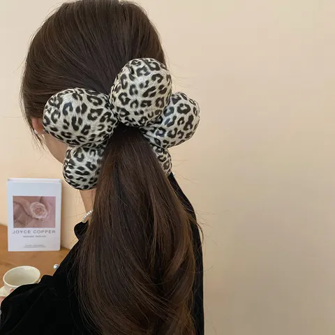 Coletero Plisado con Flores y Estampado de Leopardo Retro Estilo Maillard de Tela de Alta Gama Banda para el Cabello Accesorios para Mujer