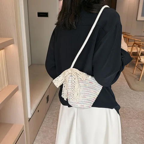 Damen Strohgewebe Eimertasche Handgefertigt Umhängetasche Strand Handtasche Perle Schnalle Süße Schleife Freizeit Reise Tasche Sommer Tasche
